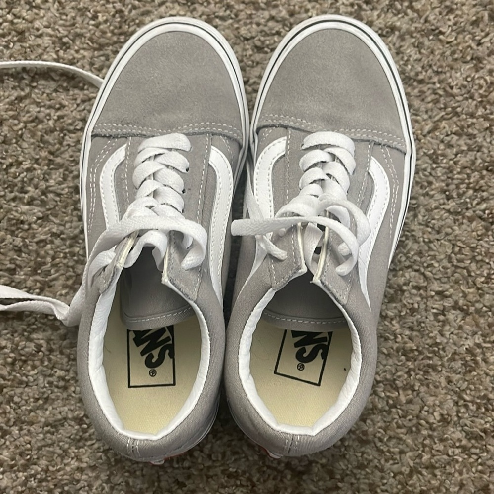 Boys vans size 4